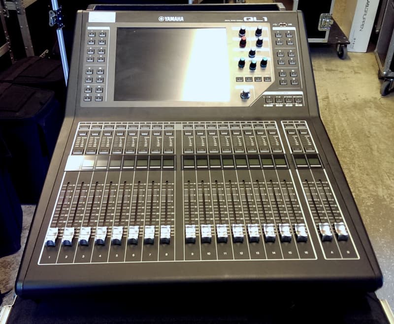 Yamaha QL1 Digitalmischpult