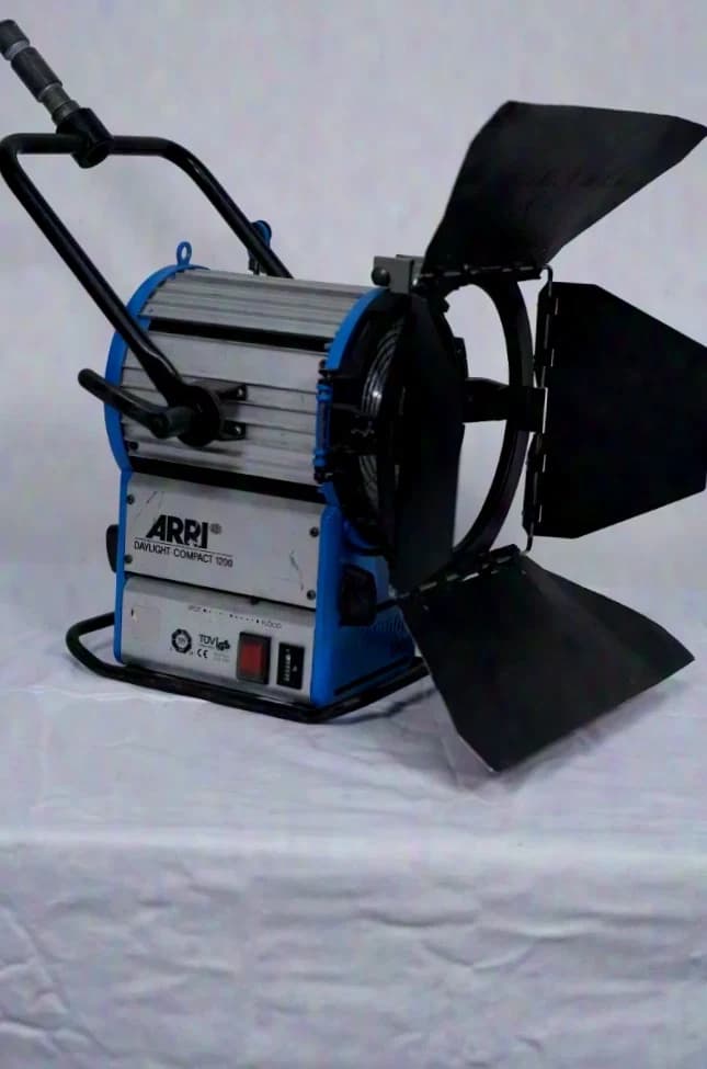 2 x ARRI Compact HMI 1200W