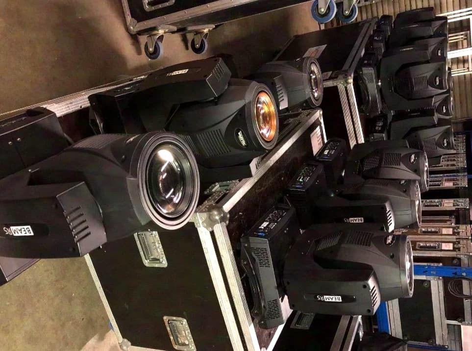 34x Varytec Beam R5 - im Set