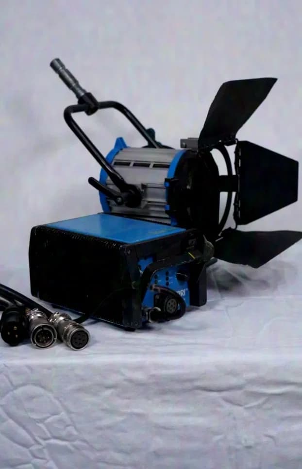 5 x ARRI 575W Compact Fresnel