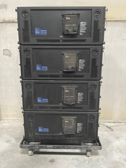Meyer Sound Leo M Touring Kit