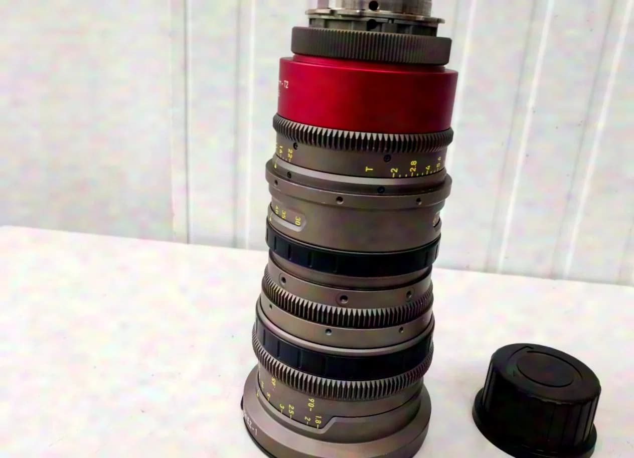 ANGENIEUX EZ.1 30-90mm S35