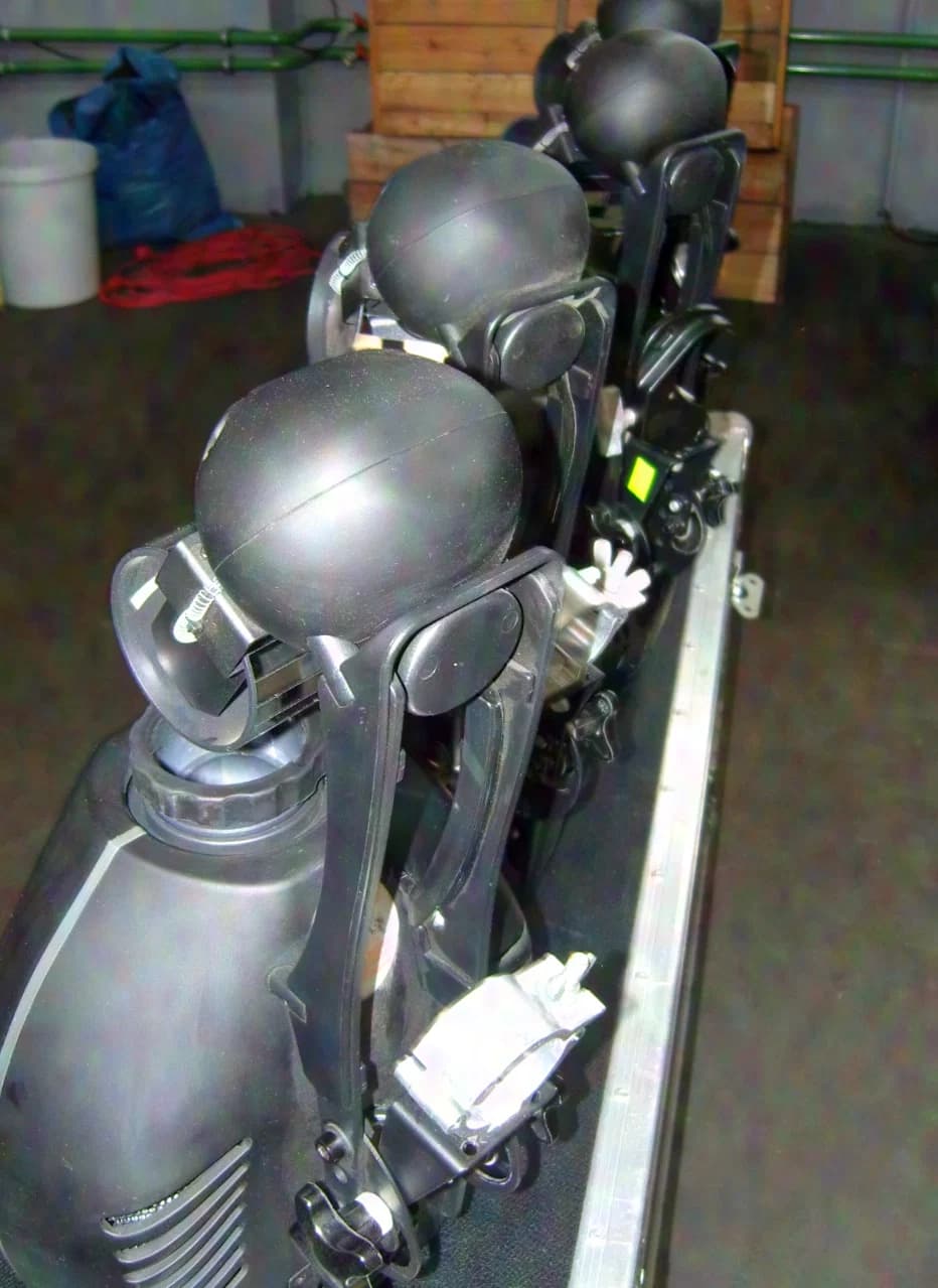 American DJ Accu Roller 250
