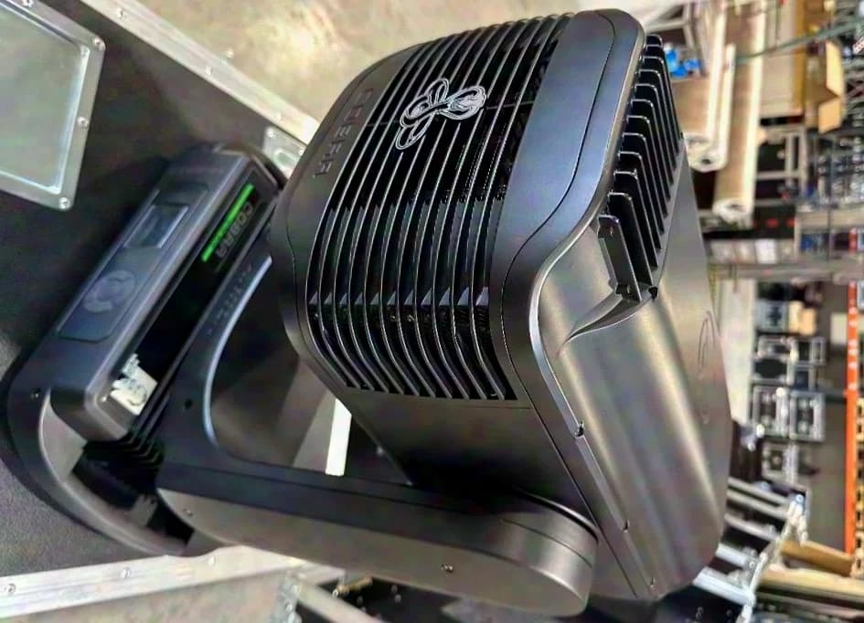 Ayrton Cobra im Case (je 2)