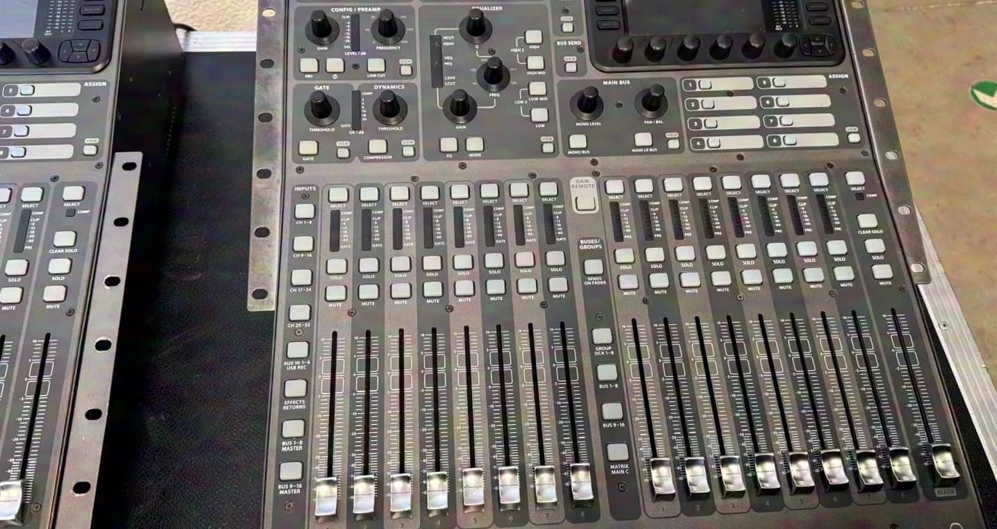 Behringer X 32 Producer - 2
