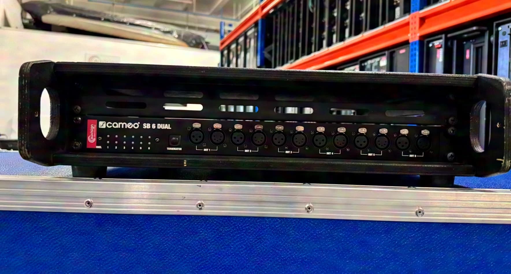 Cameo SB 6 DUAL DMX Splitter