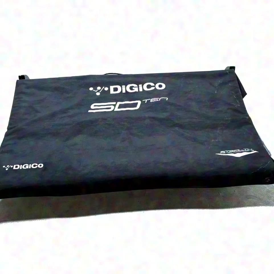 DiGiCo SD10 (Flightcase inklusive)