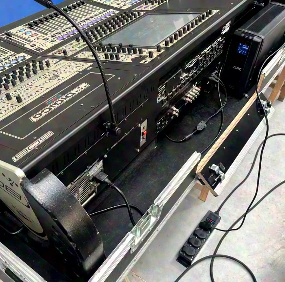 DiGiCo SD8-36 Silver