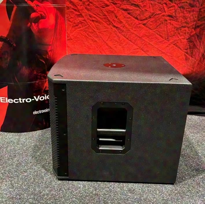 Electro Voice EKX-15SP B-Ware