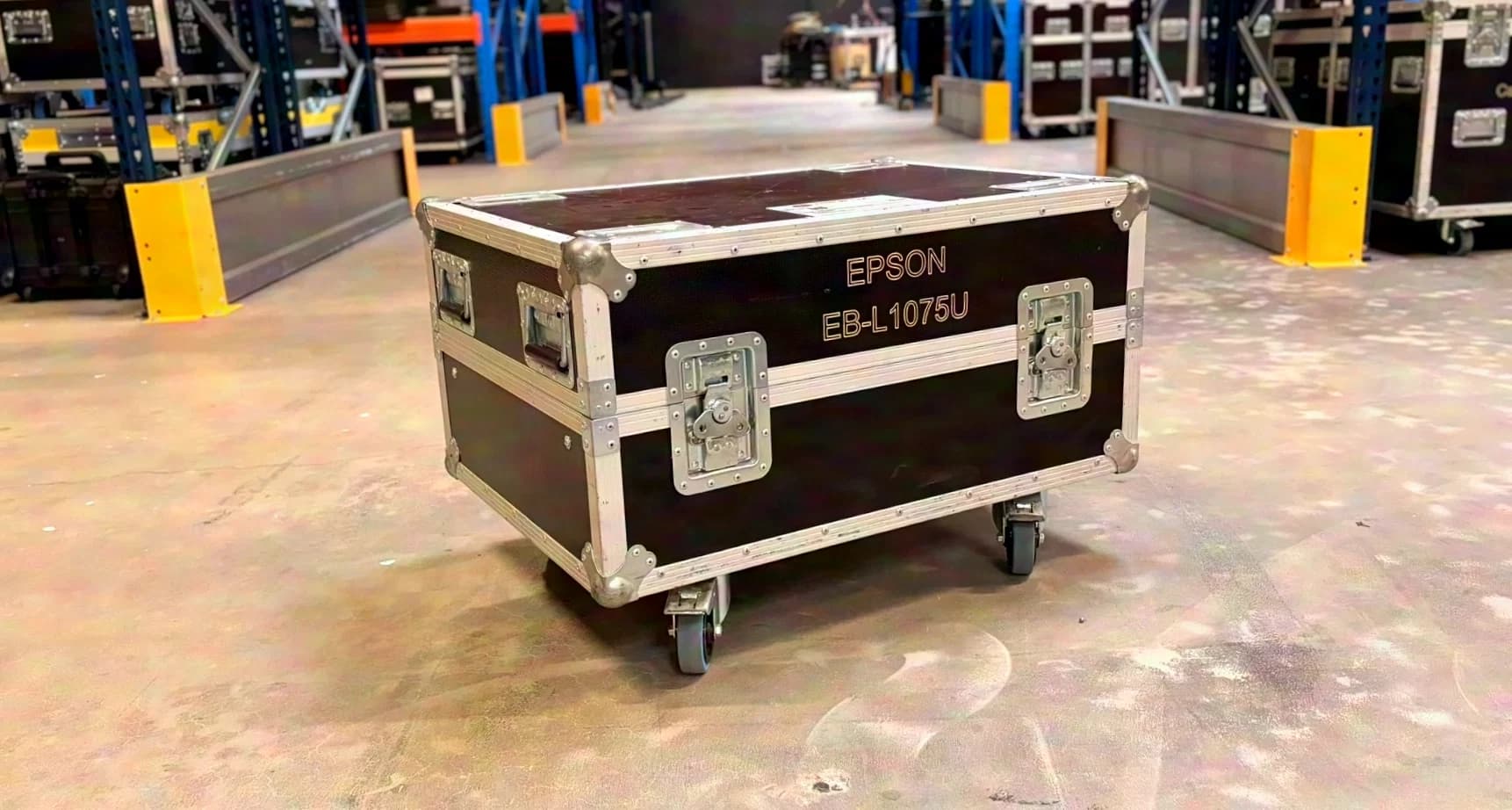 Epson EB-L1075