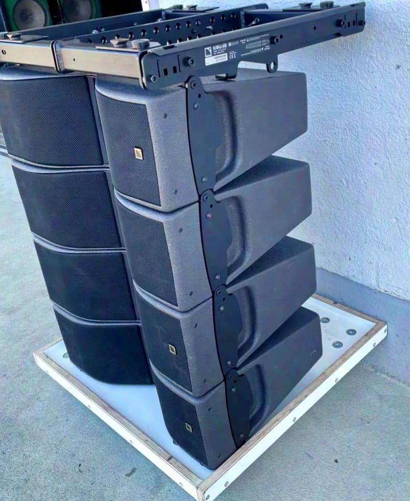 L-Acoustics 4 x KIVA II