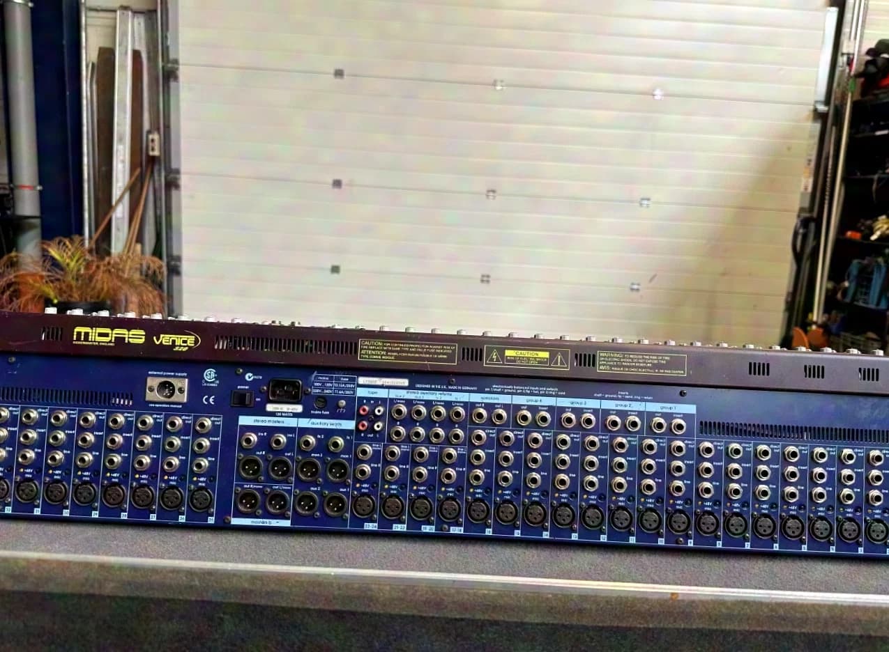 MIDAS Venice 320 mit Case