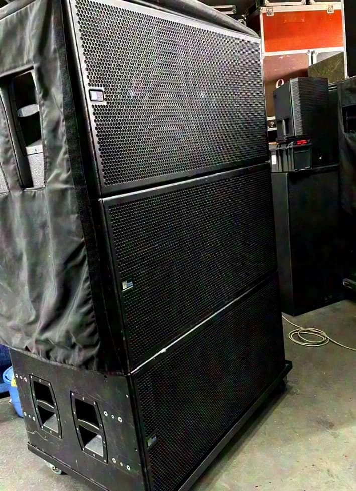 Meyer Sound Milo+700HP