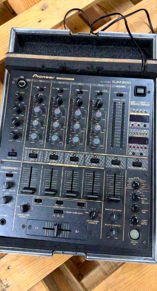 Pioneer DJM800