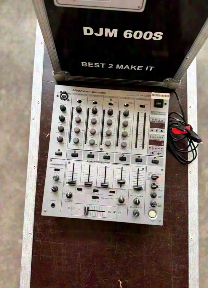 Pioneer Mixer DJM-600S