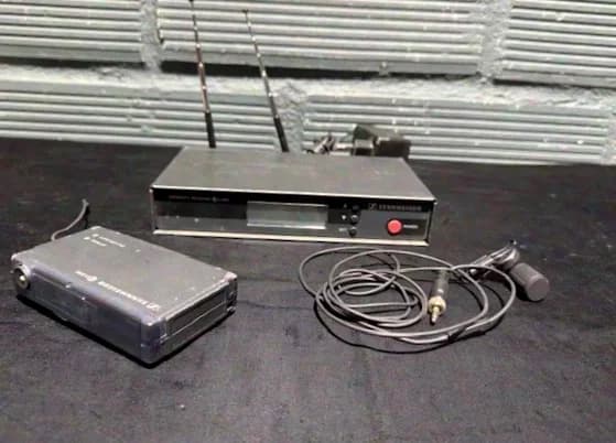 SENNHEISER EW300