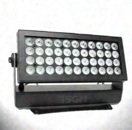 SGM P5 LED Fluter, 21°, IP55