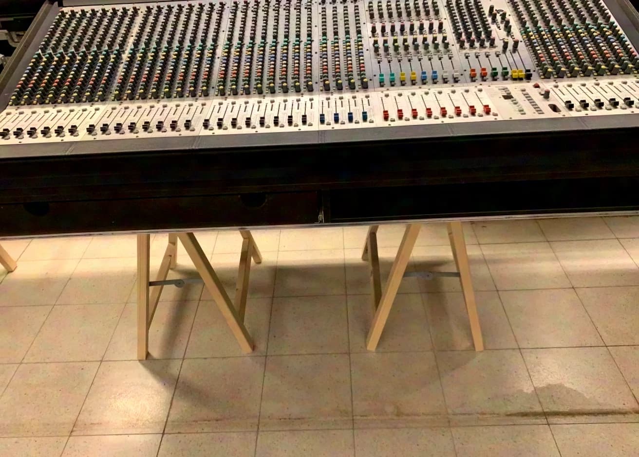 Soundcraft MH3 - 32+4 Set