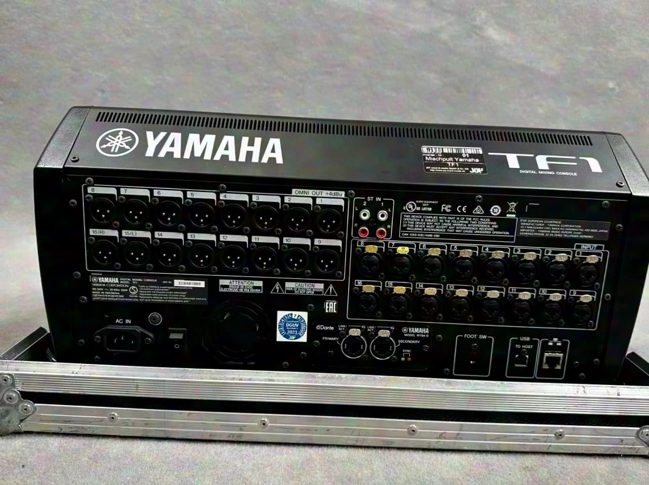 Yamaha TF1 mit Case
