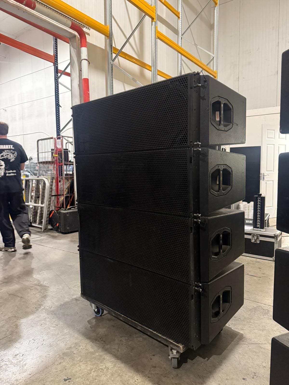 Komplettes d&b audiotechnik Beschallungssystem zu verkaufen