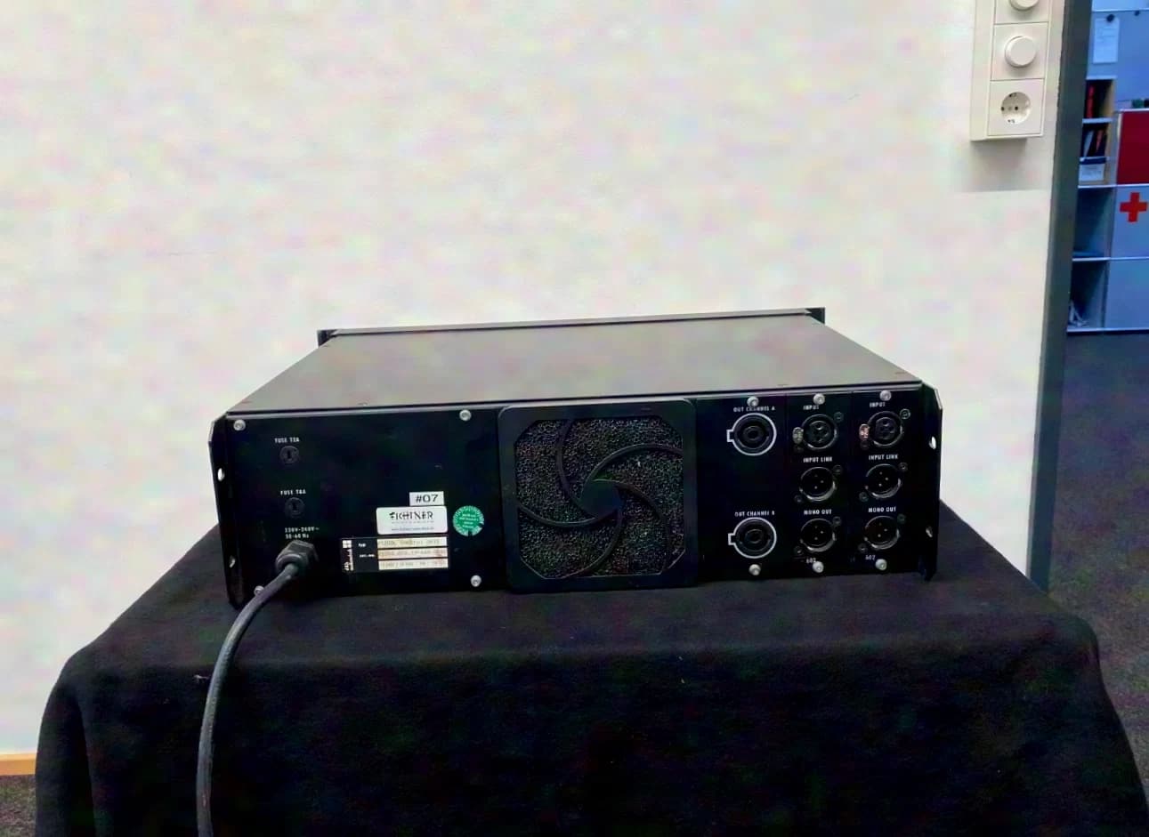 d&b Audiotechnik P1200L