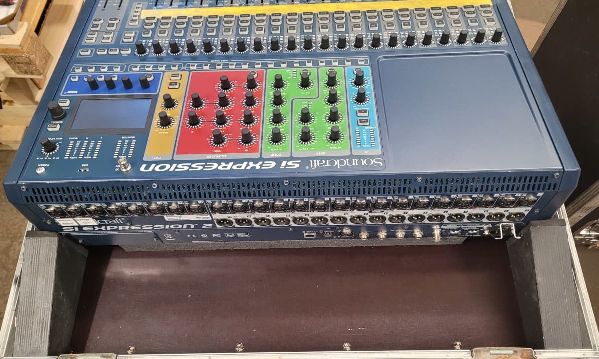 Soundcraft SI Expression 2 digitales Mischpult