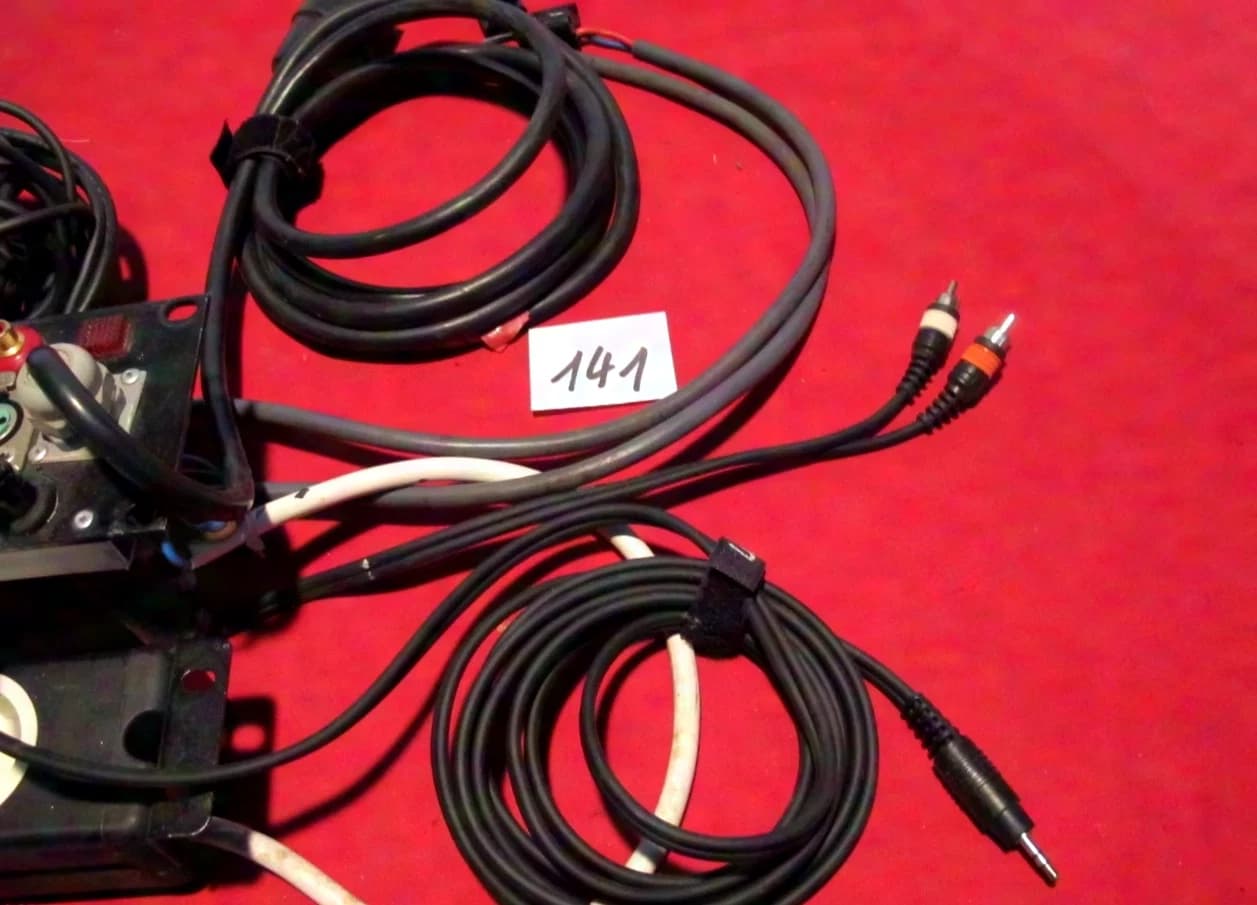 19 Zoll Anschlußblende Anschlußblende + Lampe + Stromleiste + XLR etc. #141