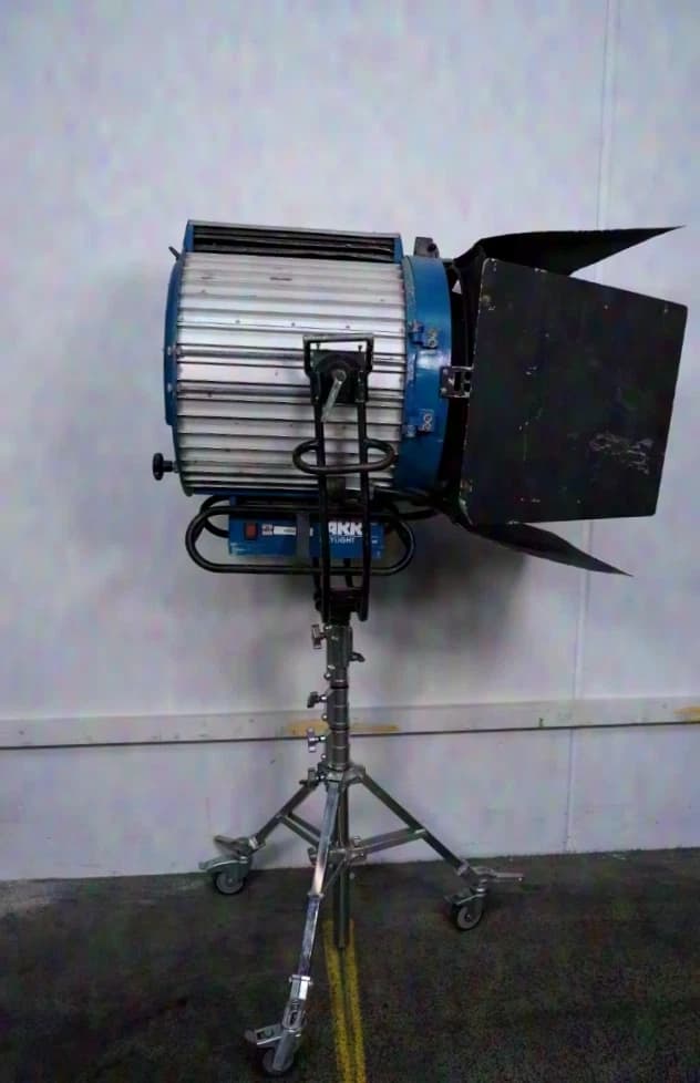 2 x ARRI 6kW Fresnel Daylight