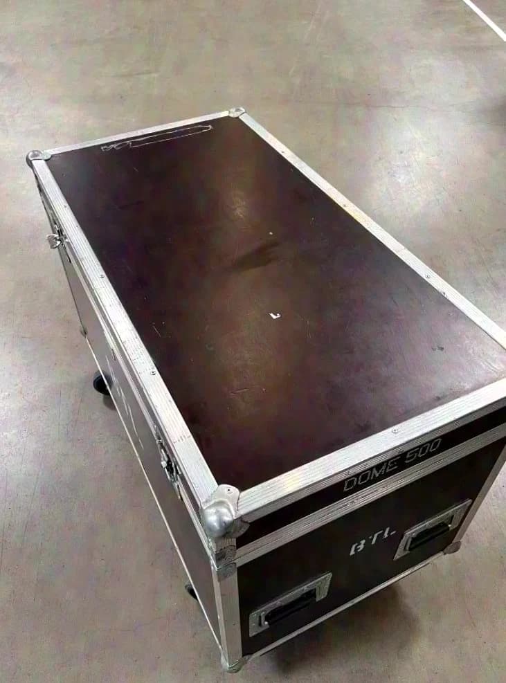 2x Dome 500 Pendelleuchten Industrie-Design Hallenstrahler inkl. Profi-Flightcase