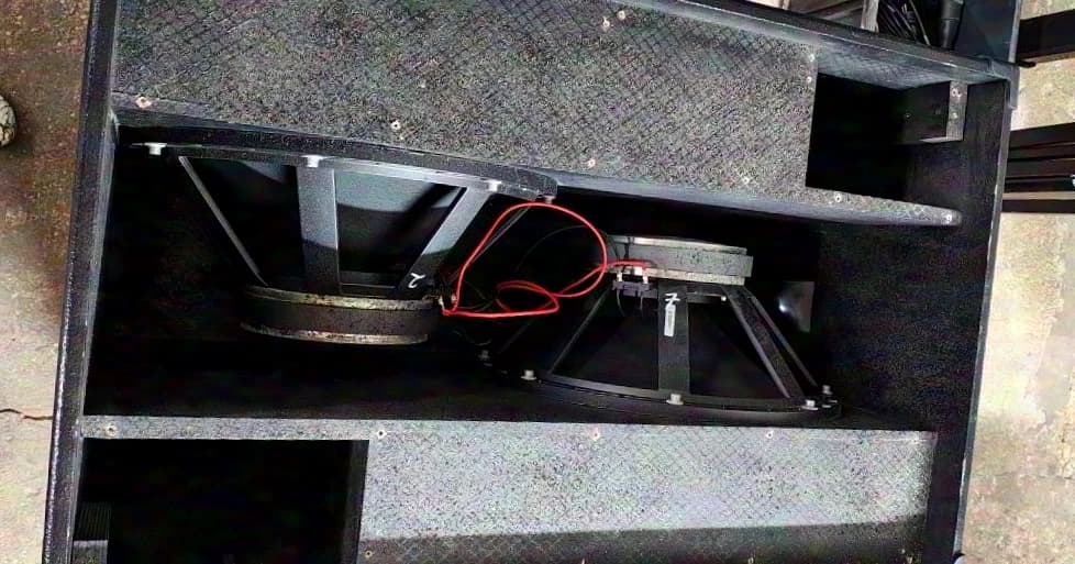 2x EV MTL-2 Subwoofer-Nachbau je 2x 18" B&C a 500 W RMS