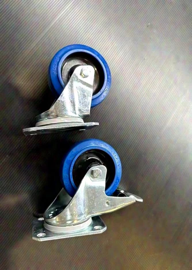 3000 Stück HD Lenkrollen 100mm mit und ohne Bremse Gehäuse 3,5/4mm