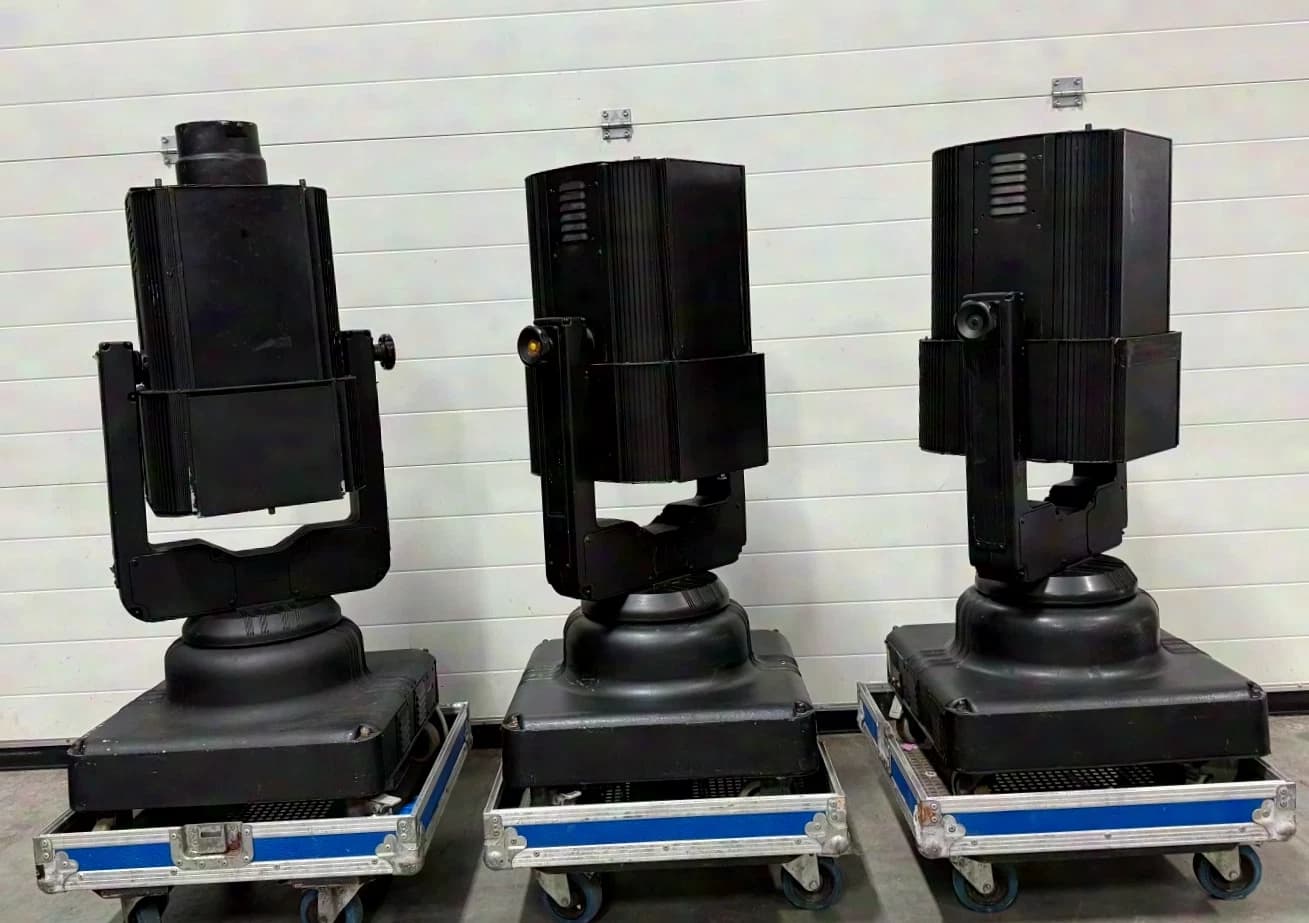 3x Space Cannon Target Rose 2.000 Watt im Case