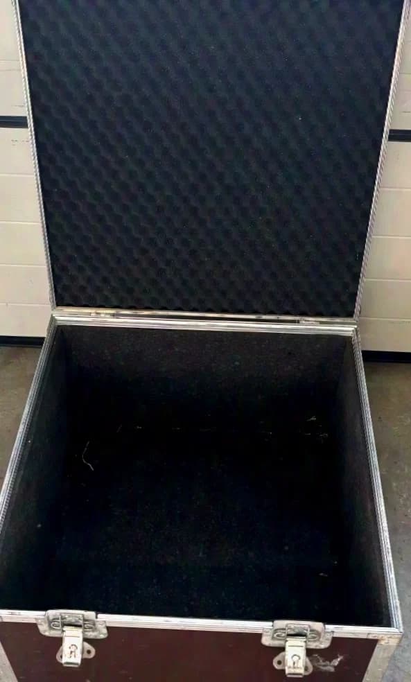 #608 Koffer Case Case 650x650x540 (LBH) braun