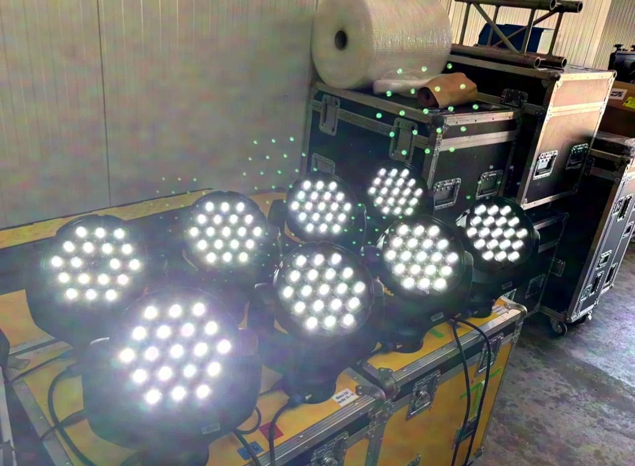 8(9)x GLP X4 Moving Head Wash