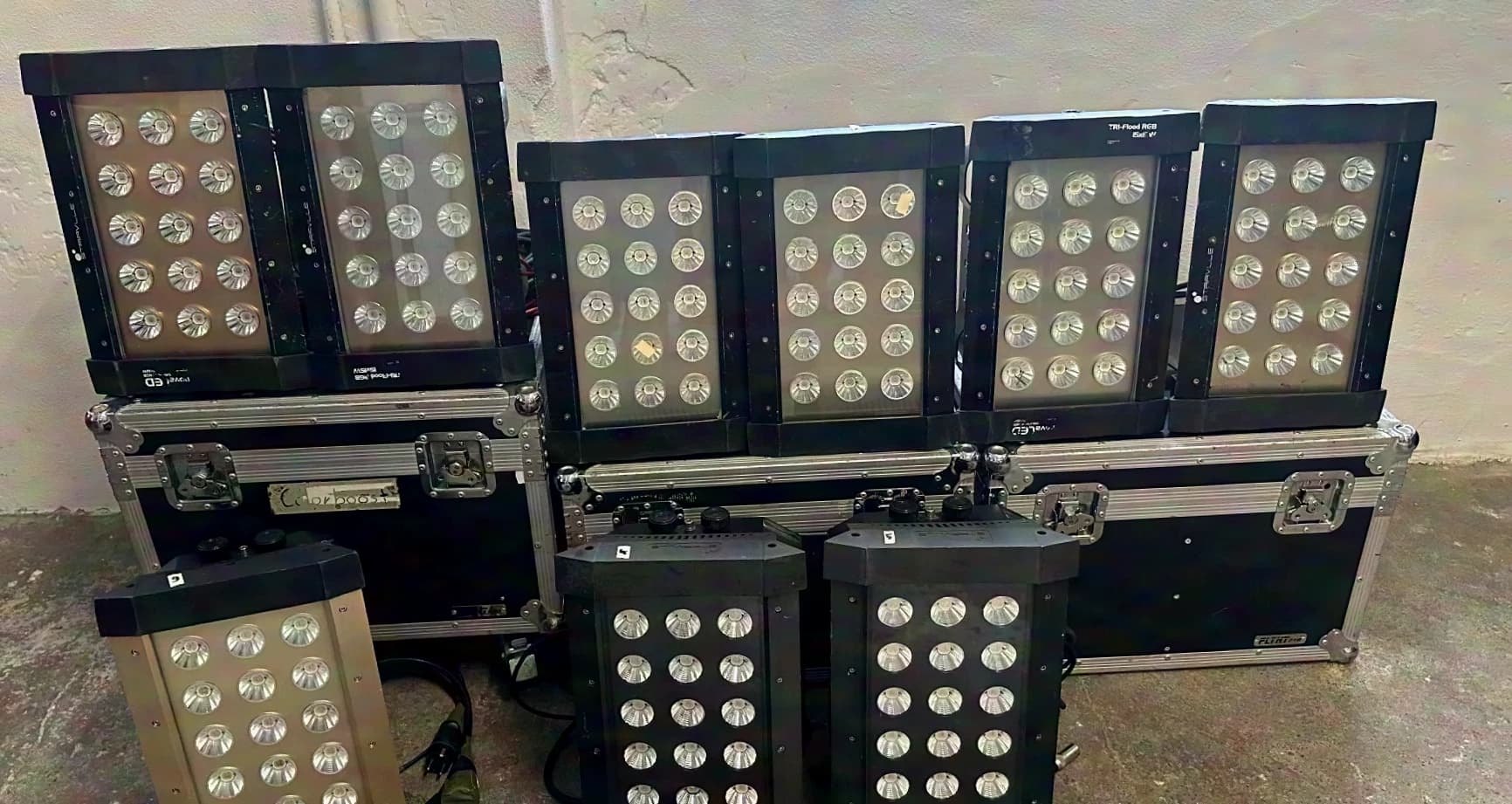 9x Stairville/Varytec Color Boost 225 inkl. Case