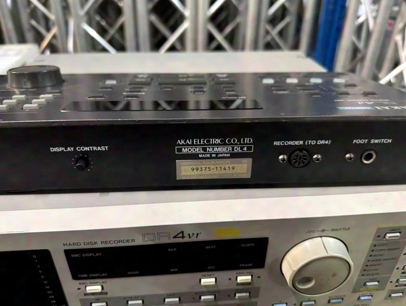 AKAI Professional DR4vr Hard Disk Recorder DL4d Remote Control Unit
