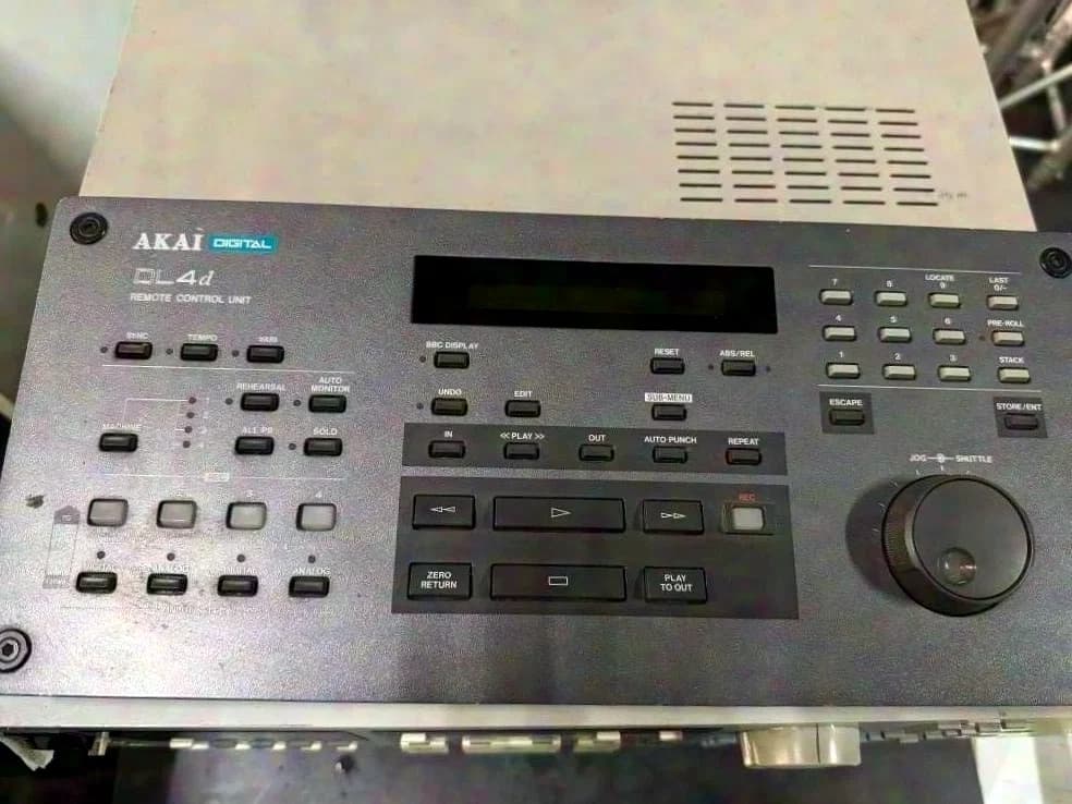 AKAI Professional DR4vr Hard Disk Recorder DL4d Remote Control Unit
