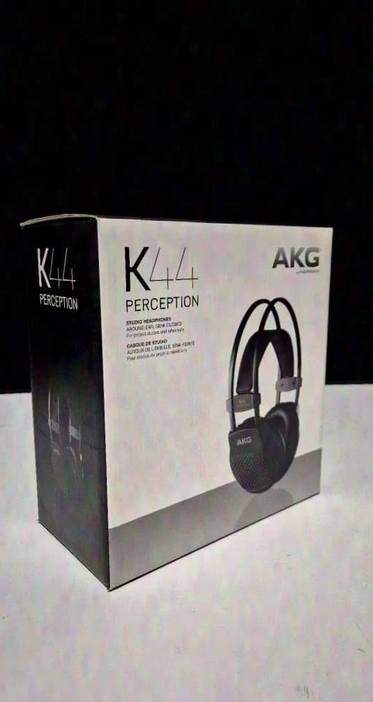 AKG K44 V2 Kopfhörer / Posten 36 Stück