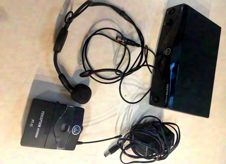 AKG PW45 Headset