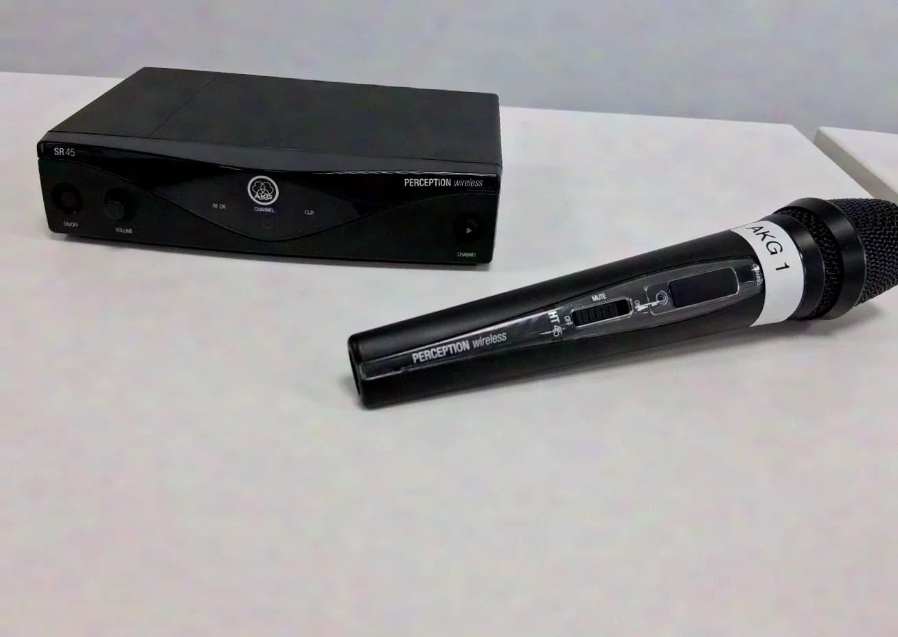 AKG Perception Wireless 45 Vocal Set SR45