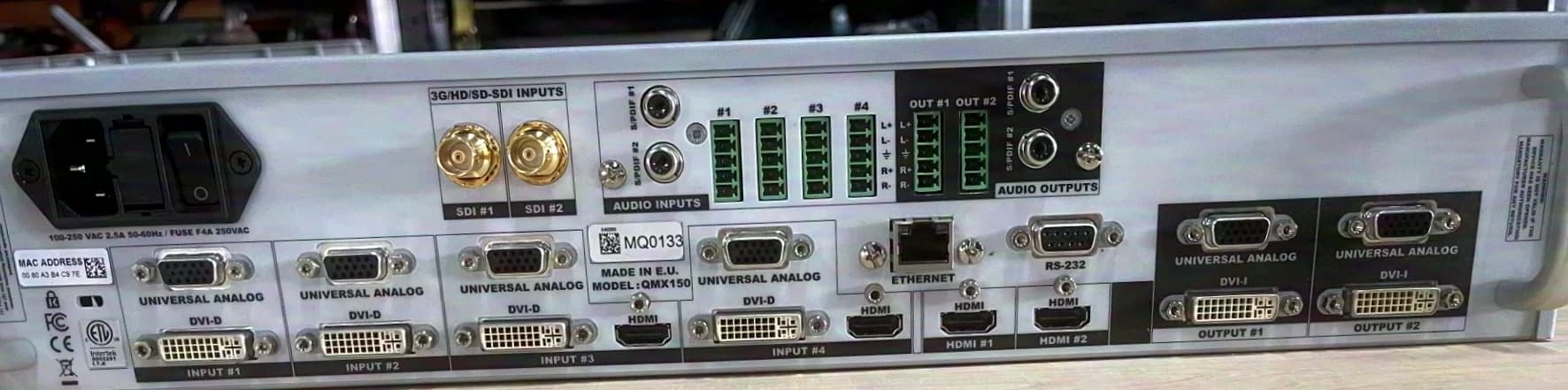 ANALOG WAY QuickMatriX QMX150