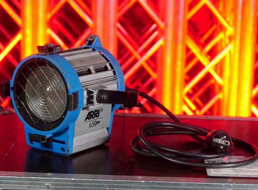 ARRI 650 Plus silber/blau 4er Case