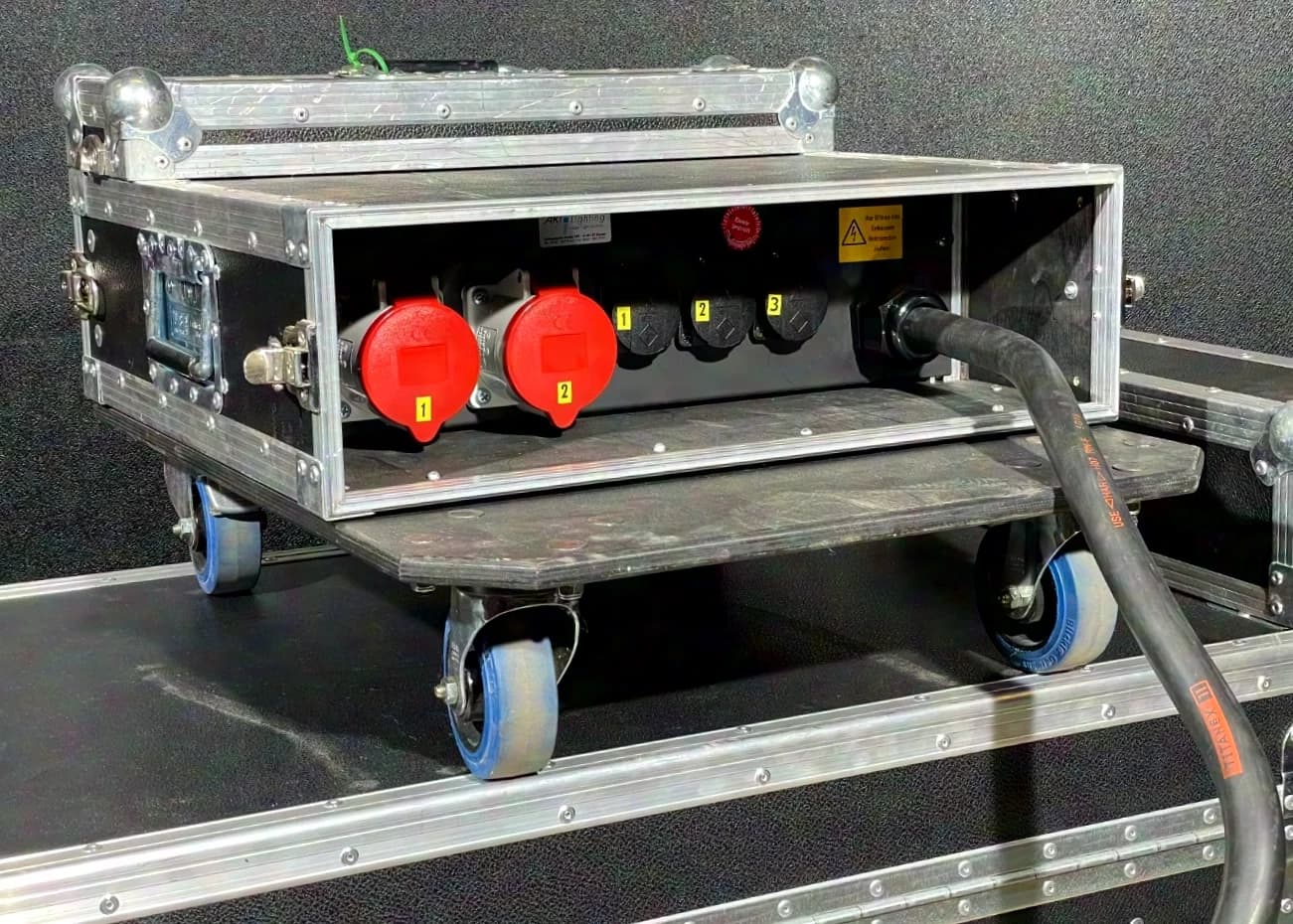 ART Lighting AL-Rackpower 63A/CEE Starkstromverteiler inkl. Case