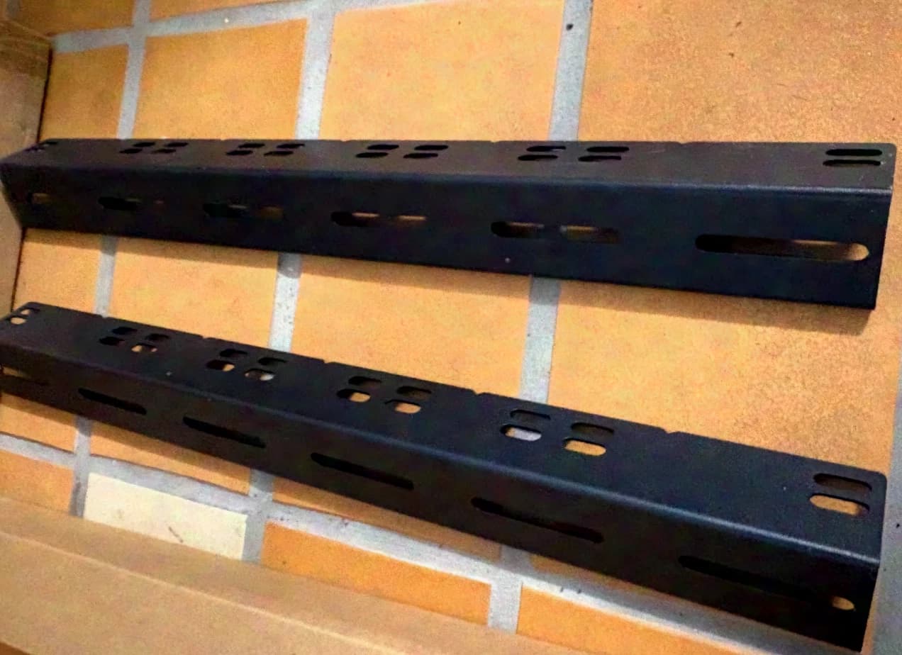 Adam Hall 876TL Rack M-Rail Rackschienen 2er SET, L: 450mm, 19''