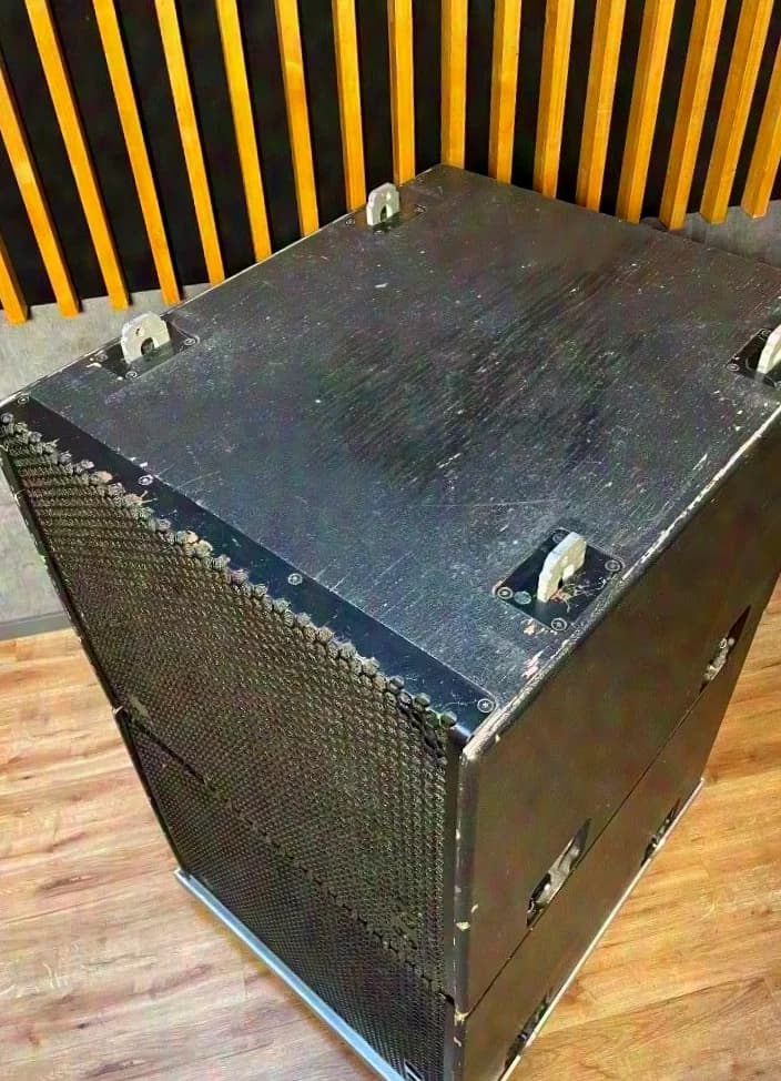 Adamson Spektrix Sub