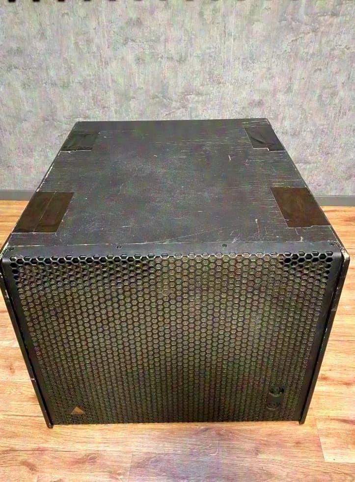Adamson Spektrix Sub (ohne Flyware)