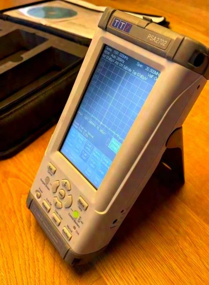 Aim TTi PSA2702 Spectrum Analyzer 2,7GHz - tragbar mit Akku