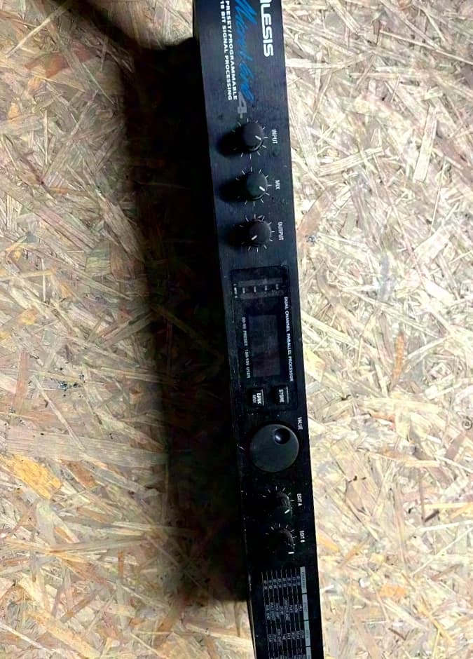 Alesis MicroVerb 4 Effektgerät
