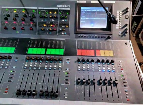 Allen & Heath I-Live T112 digital Mischpult Set