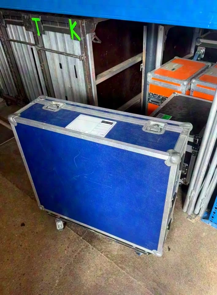 Allen & Heath SQ7 im Case